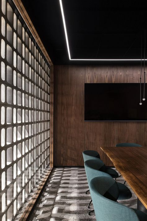 Fanuli Contract by Bradhly Le | Australian Interior Design Awards Hotel Conference Rooms, Office Design Concepts, Conference Room Design, Meeting Room Design, Corporate Interior Design, Australian Interior, Corporate Office Design, Australian Interior Design, Interior Design Awards