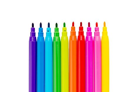 Felt Tip Pens. Multicolored Felt-Tip Pens isolated on a white background. Colorful markers pens. Tub of coloured marker pens. Felt Tip Pens, Color Pen, Background Colorful, Felt Tip, Coloring Markers, Pen And Watercolor, Colored Pens, Marker Pen, School Supplies