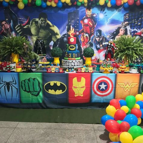 Avengers Birthday Party Avengers Birthday Decorations, Avengers Theme Birthday, Avenger Party, Avengers Birthday Party Decorations, Avengers Birthday Party, Superhero Party Decorations, Marvel Birthday Party, Marvel Party, Hulk Birthday