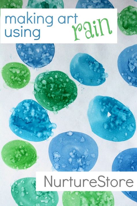 A super rainy day activity for kids: making art using rain! Rainy Art, December Weather, Fun Rainy Day Activities, Preschool Spring, Rainy Day Activities For Kids, Rainy Day Activity, Weather Crafts, Weather Theme, Art Project For Kids