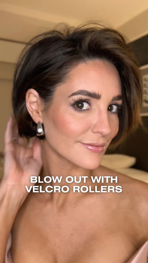 19 months grown out and can finally use rollers😄😄 The longer form video will be posted to YouTube but here are more detailed tips when… | Instagram Does Short Hair Make You Look Fatter, Rachel Leigh Cook Hair Short, Chin Length Brunette Hair With Highlights, Curled Lob Hairstyle, Arielle Kebbel Short Hair, Rachel Eggie Hair, Short Lob With Bangs, Hair Clips Short Hair, How To Style Short Bob