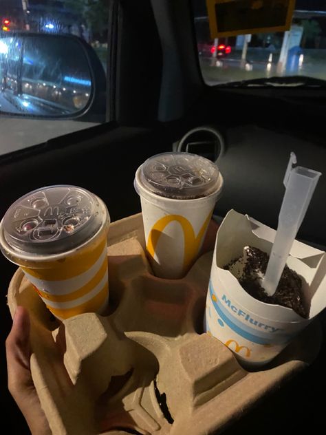 Mcd Drive Thru Night, Ice Cream Couple Aesthetic, Late Night Couple Aesthetic, Mcdonald's Aesthetic, Korean Skin Care Secrets, 17th Birthday Ideas, Late Night Food, Night Music, Eating At Night