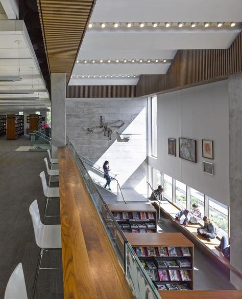 Gallery of Orillia Public Library / Perkins+Will - 19 Library Mezzanine, Mezzanine Library, Public Library Design, Library Space, Library Reading, Library Study, Library Inspiration, Library Architecture, Library Furniture