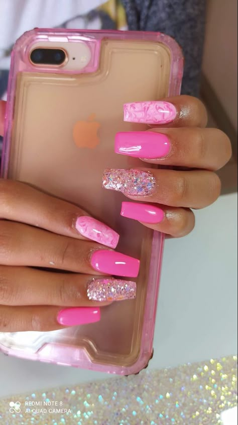 Barbie Manicure, Barbie Pink Nails, Barbie Nails, Nagellack Trends, Pink Glitter Nails, Pink Gel Nails, Pink Nail Art, Pink Nail Designs, Nail Designs Glitter