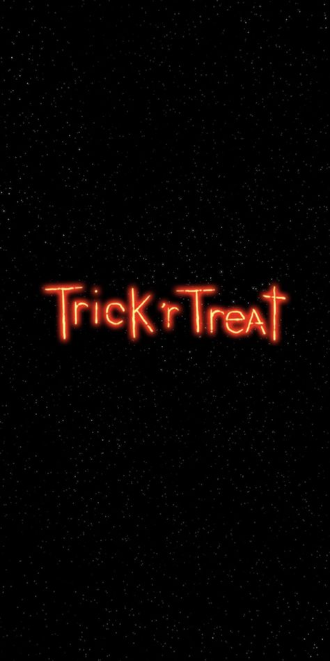 Trick R Treat Wallpaper Iphone, Horror Wallpapers Aesthetic, Halloween Vibes Wallpaper Iphone, Edgy Halloween Wallpaper, Iphone Wallpaper Halloween Vintage, Scary Halloween Wallpaper Backgrounds, Trick Or Treat Sam Wallpaper, Black And Orange Halloween Wallpaper, Halloween Watch Wallpaper