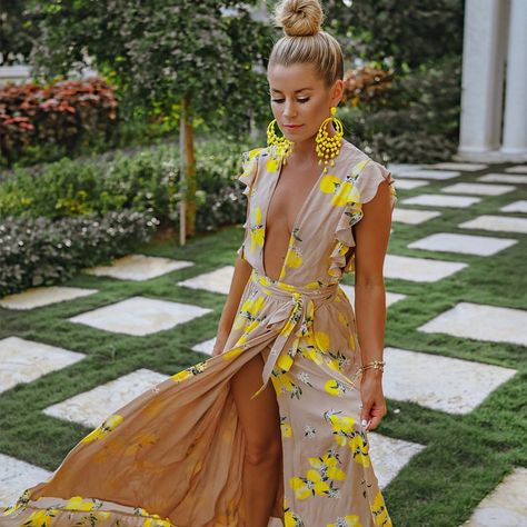 Turks & Caicos Trip & Outfit Recap - Welcome to Olivia Rink 30th Birthday Outfit Ideas For Women, Tulum Outfits Ideas, Beach Outfit Dress, Beach Wedding Outfit Guest, Island Vacation Outfits, 30th Birthday Outfit, Beach Trip Outfits, Olivia Rink, Caribbean Outfits