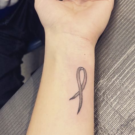 Brain Tumor Awareness Grey Ribbon Tattoo Tattoos For Brain Tumors, Brain Tumour Tattoo, Grey Ribbon Tattoo, Gray Ribbon Tattoo Brain, Tattoo Awareness, Ribbons Tattoo, About Brain, Brain Tumour, Brain Tattoo