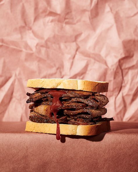 Gang Photography, Liquid Photography, Product Photography Food, Food Product Photography, Amazing Food Photography, South Korean Food, Beverage Photography, Brisket Sandwich, Food Art Photography