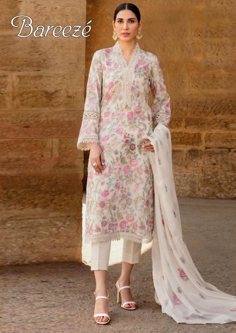 Simple Shirt Design, Partywear Suits, Lawn Dresses, Cotton Kurtis, Classy Suits, Indian Designer Suits, Latest Dress Design, Pakistani Fashion Casual, Pakistani Fancy Dresses