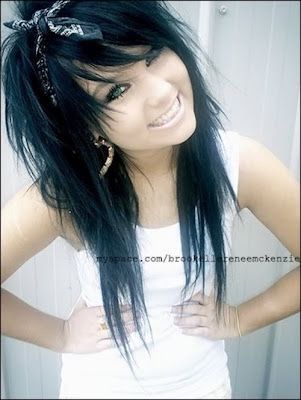 Brookelle Bones, Emo Haircuts, Estilo Emo, Moda Rock, Emo Girl, Punk Hair, Emo Hair, Funky Hairstyles, Shag Haircut