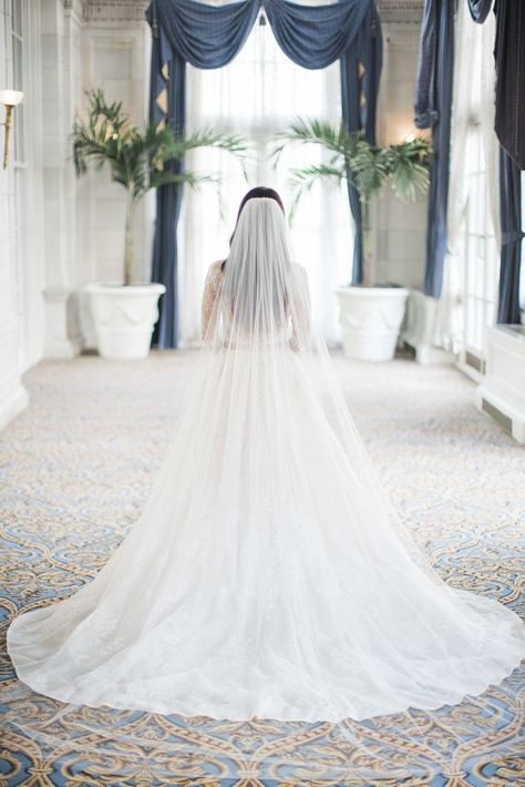 Plain Cathedral Veil, Cathedral Veil Hairstyle, Long Veils Bridal, Monique Lhuillier Lace, Wedding Dress And Veil, Vail Wedding, Veil Dress, Long Veil Wedding, Veil Styles