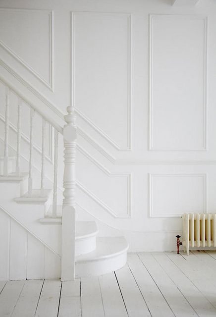 a stunning victorian home in london | Flickr - Photo Sharing! Hallway Panelling, Paneling Ideas, Stair Paneling, White Staircase, Wooden Staircase, Picture Molding, Diy Wainscoting, Sweet House, Hal Decor