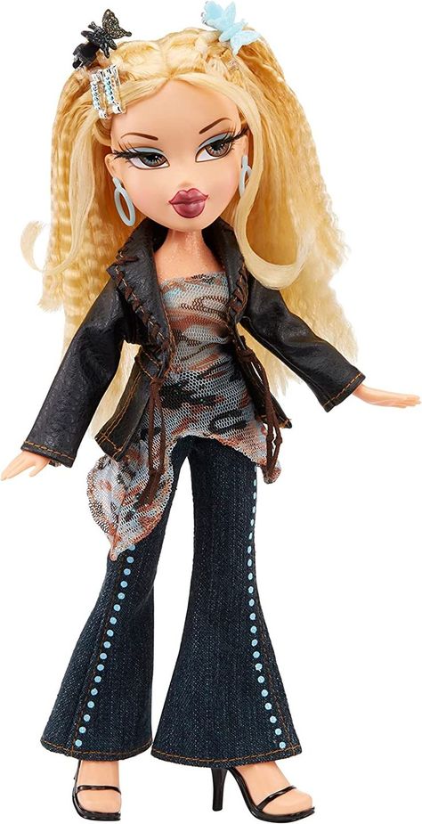 Bratz Cloe, Nightlife Outfits, Bratz Doll Outfits, Brat Doll, Knit Toys, Bratz Girls, Bratz Inspired Outfits, Birthday Fashion, Diy Fashion Accessories