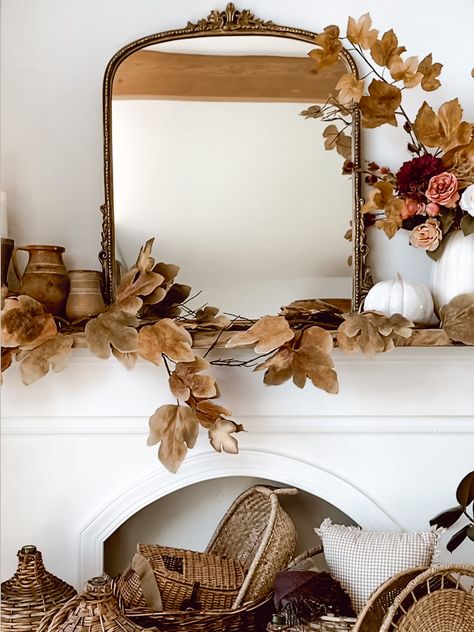 Wicker Pumpkins Decor, Console Table Fall Decor, Fall Decor Mantle, Fall Fireplace Decor Mantles, Fall Mantel Decorating Ideas, Fall Fireplace Mantel, Wedding Mantle, Modern Fall Decor Ideas, Beach Autumn