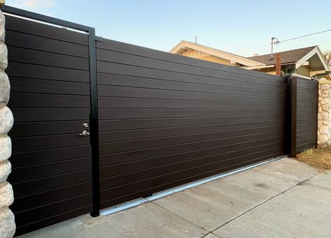 Horizontal Tongue and Groove - 17’6” x 6’ tall - Automatic, Sliding driveway gate Modern Gates Driveway, House Front Gate, Automatic Sliding Gate, Modern Driveway, Wooden Gates Driveway, Gate Designs Modern, House Main Gates Design, Modern Gate, Steel Gate Design