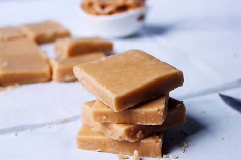 Peanut Butter Fudge: Photo - 8 #justapinchrecipes Mary Jane Candy, Peanut Butter Kisses, Homemade Holiday Treats, Coffee Fudge, Peanut Butter Fudge Recipe, Walnut Fudge, Peanut Butter Fudge Easy, Delicious Christmas Cookies, Ginger Molasses Cookies