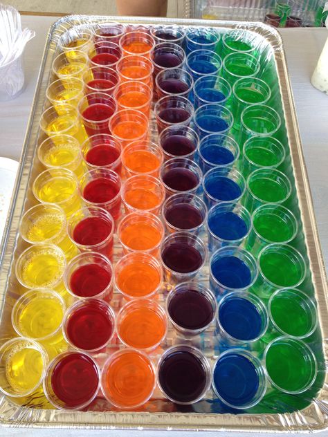 Rainbow Birthday Party For Adults, Candyland Food Ideas, Color Themed Party Food, Fiesta Rainbow Friends, Color Party Food, Rainbow Friends Birthday Party, Rainbow Friends Birthday, Mini Spoons, Jello Cups