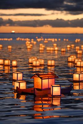 Toro Nagashi  (灯籠流し)  is a Japanese ceremony in which participants float paper lanterns (chōchin) down a river; tōrō is traditionally another word for lantern, while nagashi means “cruise, flow”. Toro Nagashi, All About Japan, Japanese Lanterns, Roppongi, Japan Culture, Kyushu, Visit Japan, Sapporo, Nagoya