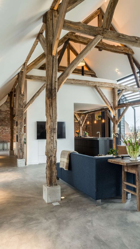 Converting an old farm into a warm industrial farmhouse with big view on an old brick wall, original wooden beams and the beautiful area around the farmhouse. Warm Industrial, Old Brick Wall, Barn Renovation, Industrial Interior Design, Dekorasi Kamar Tidur, Old Farm Houses, Industrial Farmhouse, Wooden Beams, Old Farmhouse