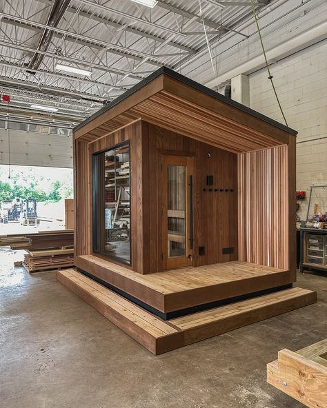 Our 2025 production spots are filling fast. ⏳ If adding the ritual of sauna to your property is on next year’s project list, now is the perfect time to start the design process. Connect with our team to reserve yours at the link in our bio. Pictured: Model 5 Outdoor Sauna in @arborwood.co thermally-modified ash, equipped with a @huumsauna Wi-Fi enabled electric stove, and stunning window wall from @h_window_company. Small Sauna Design, Sauna Plans Outdoor, Sauna Design Outdoor, Sauna Inspiration, Sauna Outdoor, Backyard Spa, Building A Sauna, Retreat Centre, Tiny Mobile House