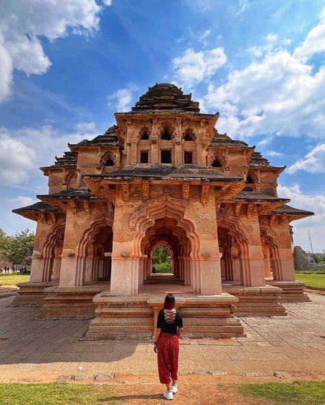 Hampi Photography Ideas, Hampi Photography, Kurta Poses, Hampi Karnataka, Hampi India, Temple Photography, Hampi, Karaoke Songs, Travel Pics