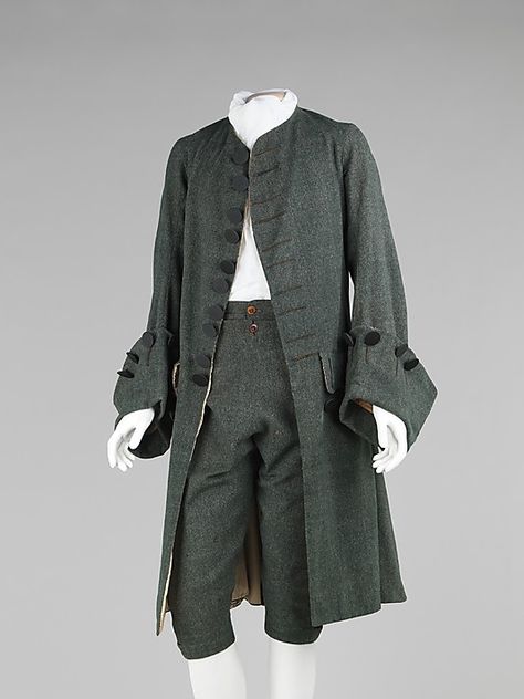 Frockcoat & Breeches (called a suit whereas an ensemble includes a matching waistcoat) Date: 1755–65  Culture: British  Medium: wool, silk  Note large cuffs and large black buttons. No embroidery. Rather somber attire 18th Century Mens Fashion, British Aesthetic, 1700 Fashion, 18th Century Costume, 18th Century Clothing, 18th Century Fashion, Period Outfit, Century Clothing, Costume Collection