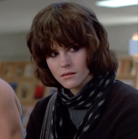 #thebreakfastclub #thebreakfastclubicon #allisonicon Allison Reynolds, Ally Sheedy, The Breakfast Club, The Breakfast, The 1980s, Short Hair, Period, Hollywood, Actresses