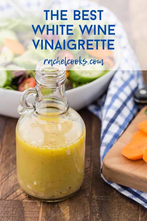 White Wine Vinegar Dressing, Vinegrette Salad Dressing, Vinegrette Recipe, Easy Homemade Salad Dressing, White Wine Recipes, Salad Appetizer Cups, Italian Dressing Recipes, Vinaigrette Dressing Recipe, Vinegar Salad Dressing