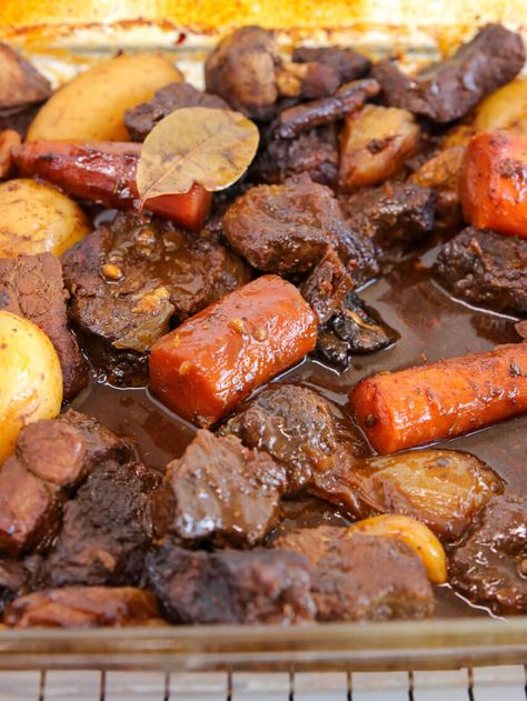 Roasted Beef Chunks Recipe | How to Make Roasted Beef Cubes - The Cooking Foodie Chuck Roast Cubes Recipes, Beef Chunks Recipes Quick, Beef Cubes Recipe, Beef Chunks Recipes, Cubed Beef Recipes, Beef Cheeks Recipe, Oven Roast Beef, The Cooking Foodie, Beef Chunks