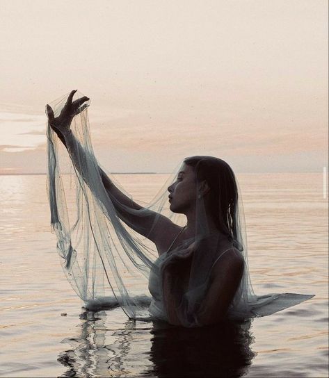 Mermaid Shoot, Witches Circle, Annika Volkov, Spells And Rituals, Person Photography, Water Photos, Witch Tips, Water Shoot, Water Nymphs