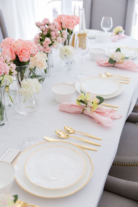 BridalShower_TableSetup-2 Bridal Shower Table Setting, Bridal Shower Tablescape, Fashionable Hostess, Bridesmaid Luncheon, Tafel Decor, Dinner Table Decor, Elegant Table Settings, Pink Bridal Shower, Pink Table