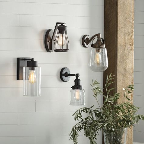 Birch Lane™ Aanya 1 - Light Dimmable Armed Sconce & Reviews | Wayfair Farmhouse Sconces, Gracie Wallpaper, Coastal Style Furniture, Farmhouse Wall Sconces, Sconces Living Room, Traditional Style Homes, Vanity Mirrors, Traditional Interior Design, Basket Storage