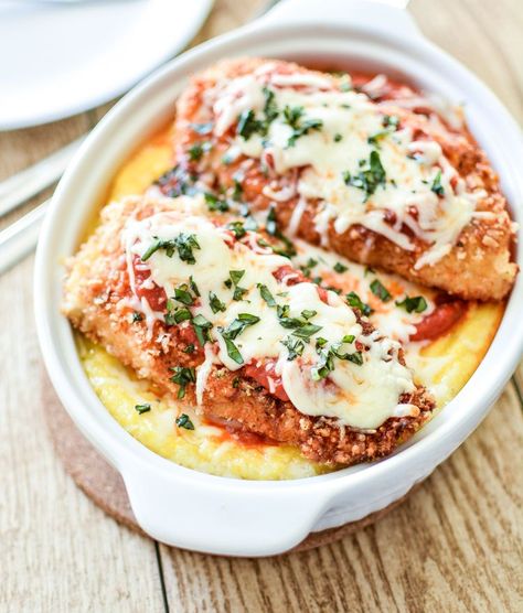 Baked Polenta with Classic Chicken Parmesanwomansday Polenta Dinner Recipes, Polenta Dinner, Easy Polenta, Baked Polenta, How To Cook Polenta, Polenta Recipes, Weeknight Dinner Recipe, Chicken Parmesan, Grits