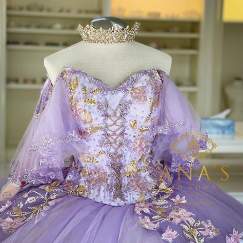 Tangled Quinceanera Dress, Light Purple Quince Dresses, Light Purple Quinceanera Dresses, Purple Quince Dress, Gold Quince Dress, Purple Quinceanera Theme, Tangled Dress, Lavender Quinceanera Dresses, Lavender Quinceanera