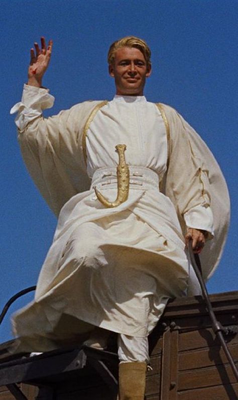 Peter O'Toole in Lawrence of Arabia (1962) Saudi Arabia Culture, Amazing Movies, Peter O'toole, Blonde Moments, Life Moves Pretty Fast, African Print Maxi Skirt, Young Johnny Depp, Lawrence Of Arabia, Android Phone Wallpaper