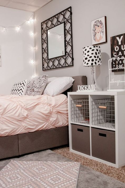 TEEN GIRL BEDROOM IDEAS AND DECOR Interior Boho, Interior Vintage, Teen Girl Bedroom, Diy Bedroom, Girl Bedroom Designs, Teenage Bedroom, Teen Bedroom Decor