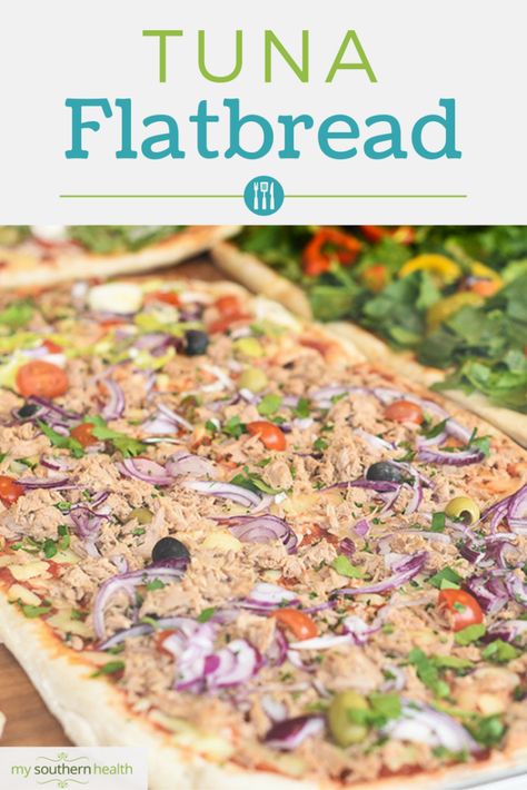 Tuna Flatbread, Healthy Flatbread, Healthy Potluck, Garlic Flatbread, Tuna Pizza, Flatbread Pizza Recipes, Cheesy Pizza, Flatbread Recipe, Dinner Prep