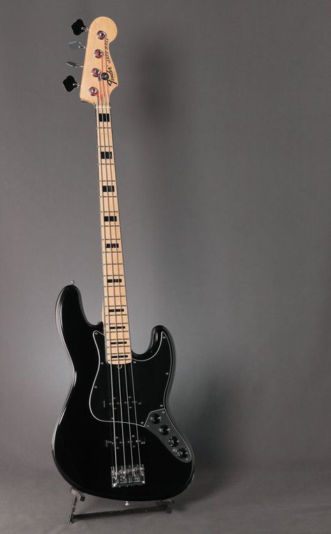 2011 Fender American Deluxe Jazz Bass-Black Bass Guitar Fender, Cool Bass Guitars, Bass And Electric Guitar, Fender Jazz Bass Guitar, Black Bass Guitar, Jazz Bass Guitar, Bass Guitar Black, Custom Bass Guitar, Guitar Exercises