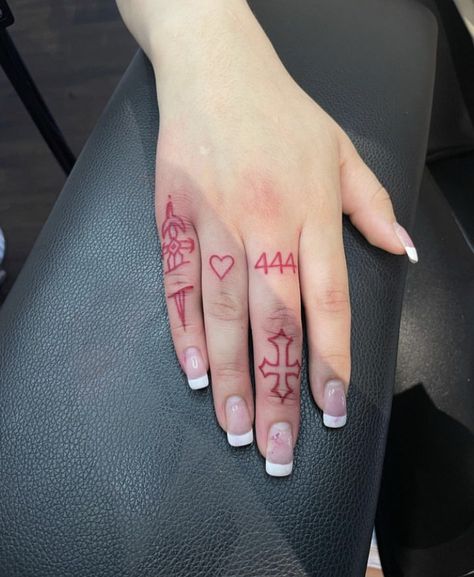 Gangsta Tattoos For Women Hand, Mexican Hand Tattoos, Hand Tattoos With Meaning, Red Hand Tattoo, Tattoos On Hands, Baddie Hand Tattoos, Girly Hand Tattoos, Simple Finger Tattoo, Like Tattoos