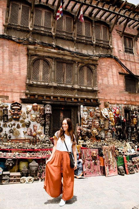 Mission Trip Outfits, Travel Outfits Women, Nepal Clothing, Backpacking Outfits, Asia Travel Outfit, Tourist Outfit, India Tourist, Thailand Outfit, Nepal Culture