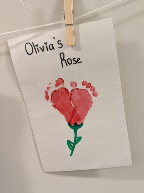 Hand Print Roses, Flower Art For Infants, Flower Infant Art, Red Crafts For Infants, Infant Flower Art, Crafts For Infants, Flower Footprint, Footprint Wall Art, Valentines Art For Kids