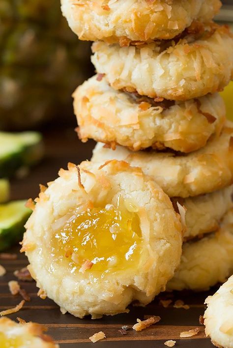 Coconut Thumbprint Cookies, Pineapple Cookies, Pineapple Dessert Recipes, Pineapple Desserts, Thumbprint Cookies Recipe, Pineapple Recipes, Buttery Cookies, Coconut Cookies, Thumbprint Cookies