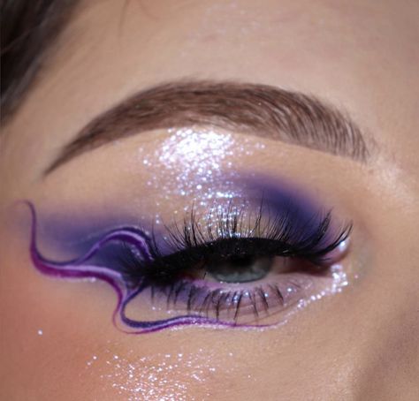 Swirly Makeup, Funky Eyeshadow, Unique Eyeshadow Looks, Swirl Makeup, Violet Makeup, Eyeshadow Art, Makeup Violet, Swirly Designs, Performance Makeup