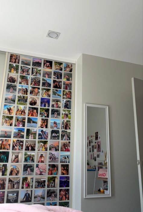 Photos Around Mirror Bedroom, Picture Collage On Wall Ideas, Room Decor Bedroom Photos, Pictures In Room Ideas, Ways To Put Pictures On Wall, Bedroom Ideas With Pictures Wall Decor, Picture Wall In Bedroom, Room Inspo Photo Wall, Photo Wall Bedroom Aesthetic