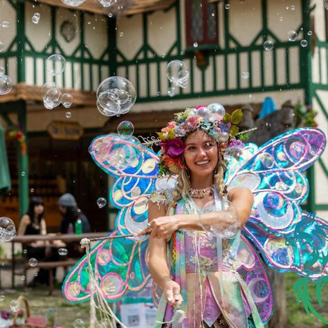 Bubbling over with the amount of love I’ve received so far @thesrfestival 💖 we have 4 more weekends 💖 #scarboroughrenaissancefestival #renaissancefestival #renfest #renfaire #bubblefairy #bubbles #fantasy #fairy Bubble Fairy, Ren Fest, Fantasy Fairy, The Fairy, May 1, Aesthetic Art, Of Love, Opal, Bubbles