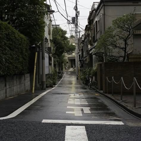 Green Town Aesthetic, Grey Japanese Aesthetic, Japan Countryside, Spotify Ideas, Japanese Countryside, Rainy Street, Japan Street, Japan Aesthetic, Aesthetic Japan