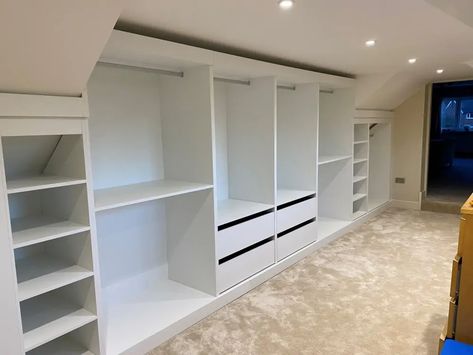 Pitched Ceiling Wardrobe, Walk In Closet Under Roof, Angled Bedroom Ideas, Slanted Closet Ideas, Closet With Slanted Ceiling, Ikea Built In Wardrobes, Attic Bedroom Ideas Angled Ceilings, Attic Layout, Angled Bedroom