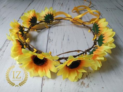 Boho Hair Crown, Boho Hair Piece, Sunflower Stuff, Sunflower Ideas, Flower Crown Tutorial, Yellow Flower Crown, Sunflower Crown, Flower Girl Wreaths, Crown Baby Shower