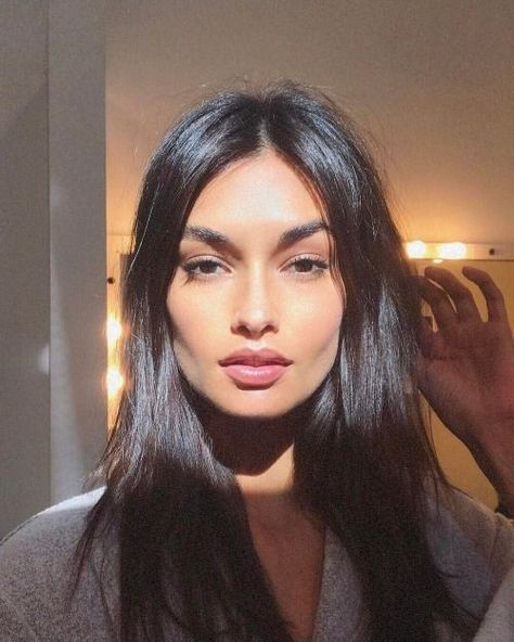 Gizele Oliveira, Makeup Tip, Make Up Inspiration, Indian Remy Hair, 100 Human Hair Extensions, Glow Skin, Beauty Goals, Indian Hairstyles, Human Hair Extensions