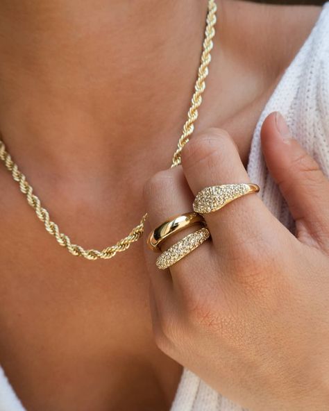 Luv Aj sur Instagram : Golden stacks courtesy of our new @express collection 💛✨Shop these brand new jewels through the link in bio xx Classic Jewelry Pieces, Luv Aj, Stylish Bracelet, Classic Jewelry, Elegant Earrings, Everyday Outfits, Silver Necklaces, Jewelry Pieces, Timeless Elegance